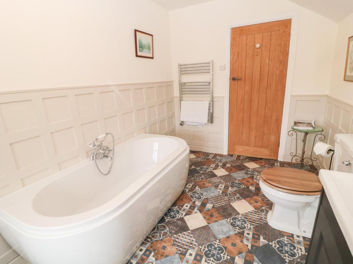 2 Redeswood Cottages Беллингхем Экстерьер фото